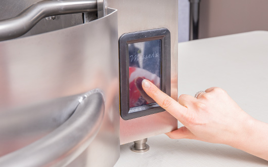J&J Innovations Automated Broiler touch screen